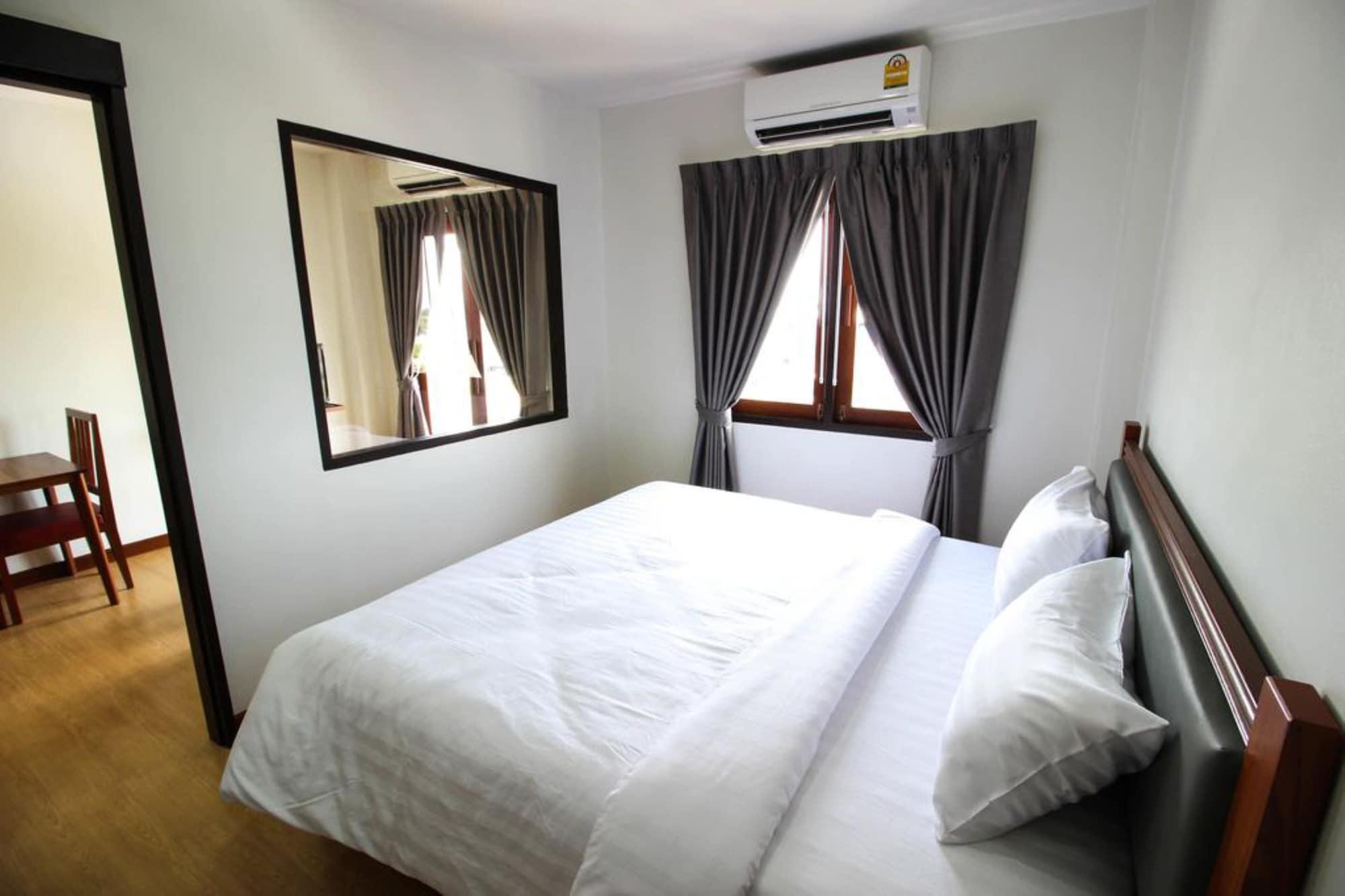 Tai-Shan Suites Ratchaburi Exterior photo