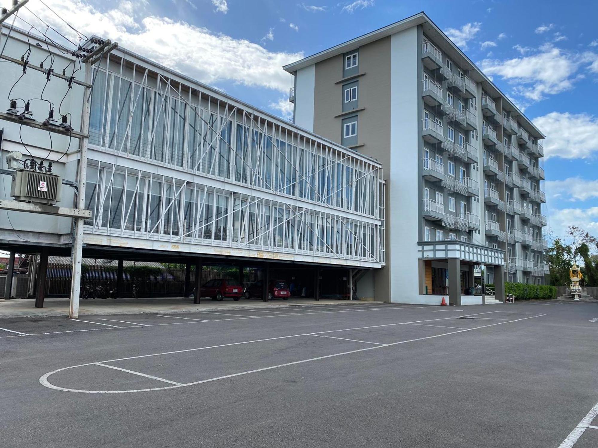 Tai-Shan Suites Ratchaburi Exterior photo
