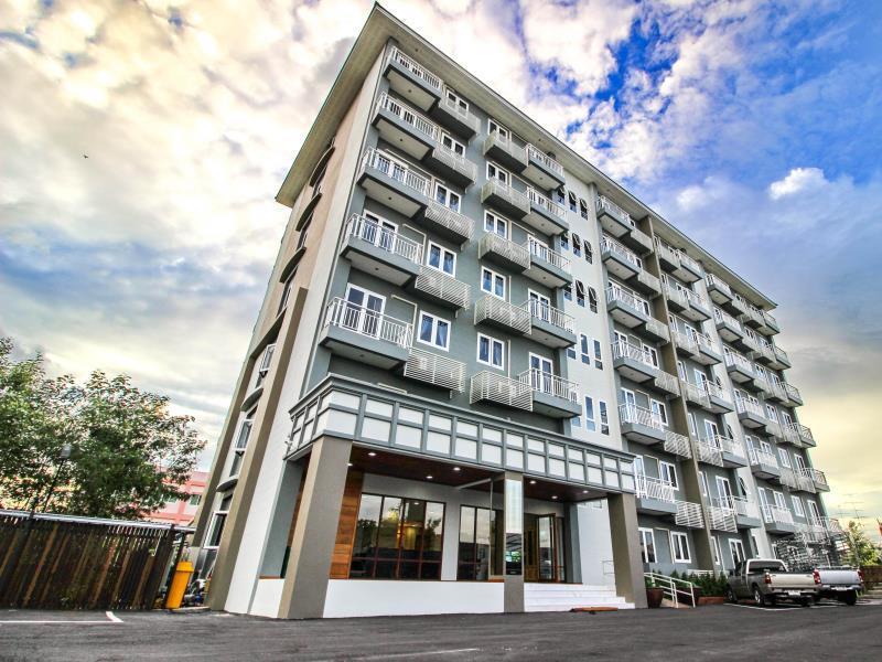 Tai-Shan Suites Ratchaburi Exterior photo